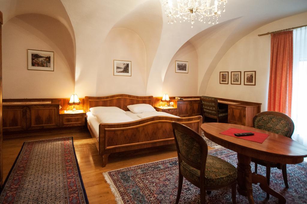 Hotel Gasthof Sonne Ашах-ан-дер-Донау Экстерьер фото